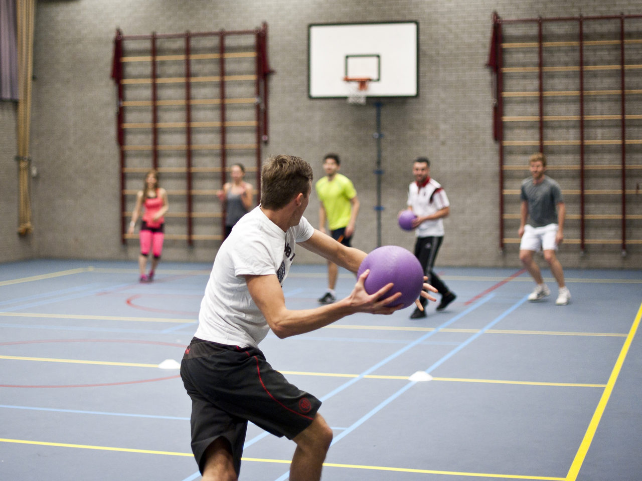 Trefbal toernooi inschrijven voor groepen 7 en 8